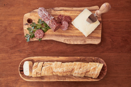 Italian Olivewood Charcuterie Board - with Hole - Sumiye Co