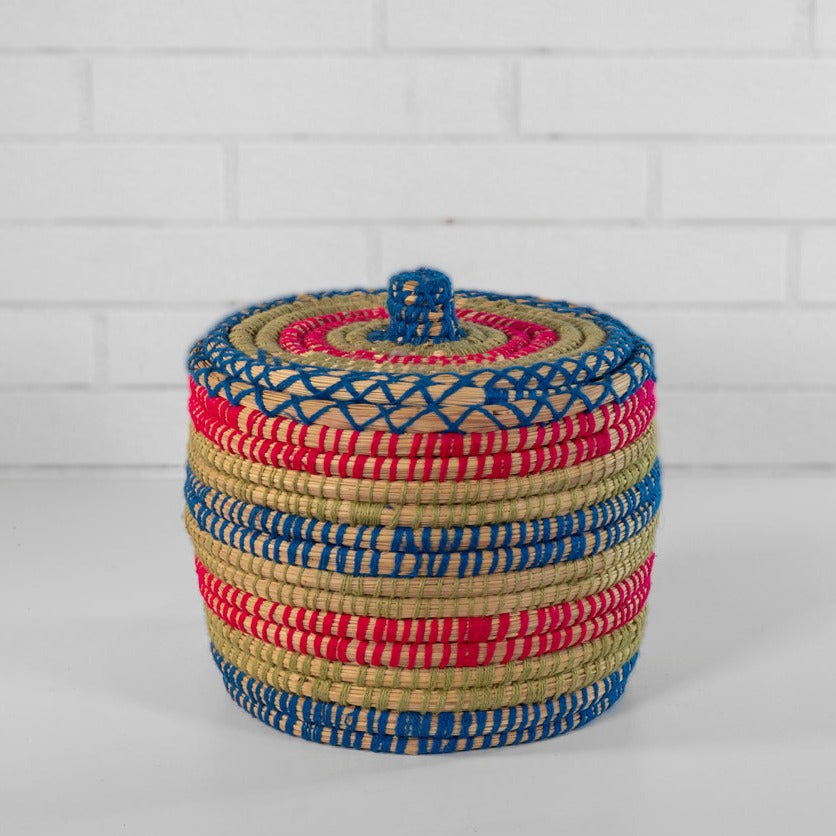 Moroccan Bread Basket with Flat Lid - Sumiye Co