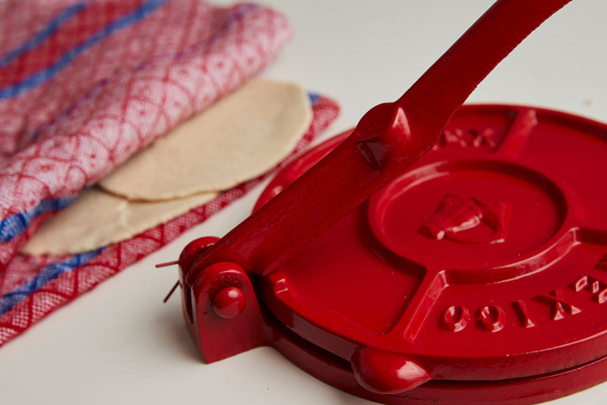 Tortilla Press Kit - Red Cast Iron with Servilleta - Sumiye Co