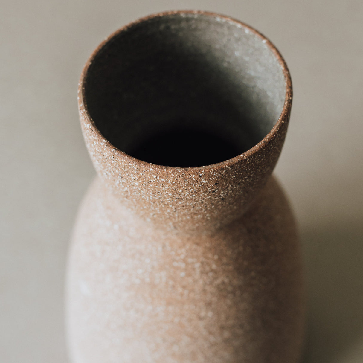 Al Centro Ceramic Reloj Vase | Handcrafted in Mexico - Sumiye Co