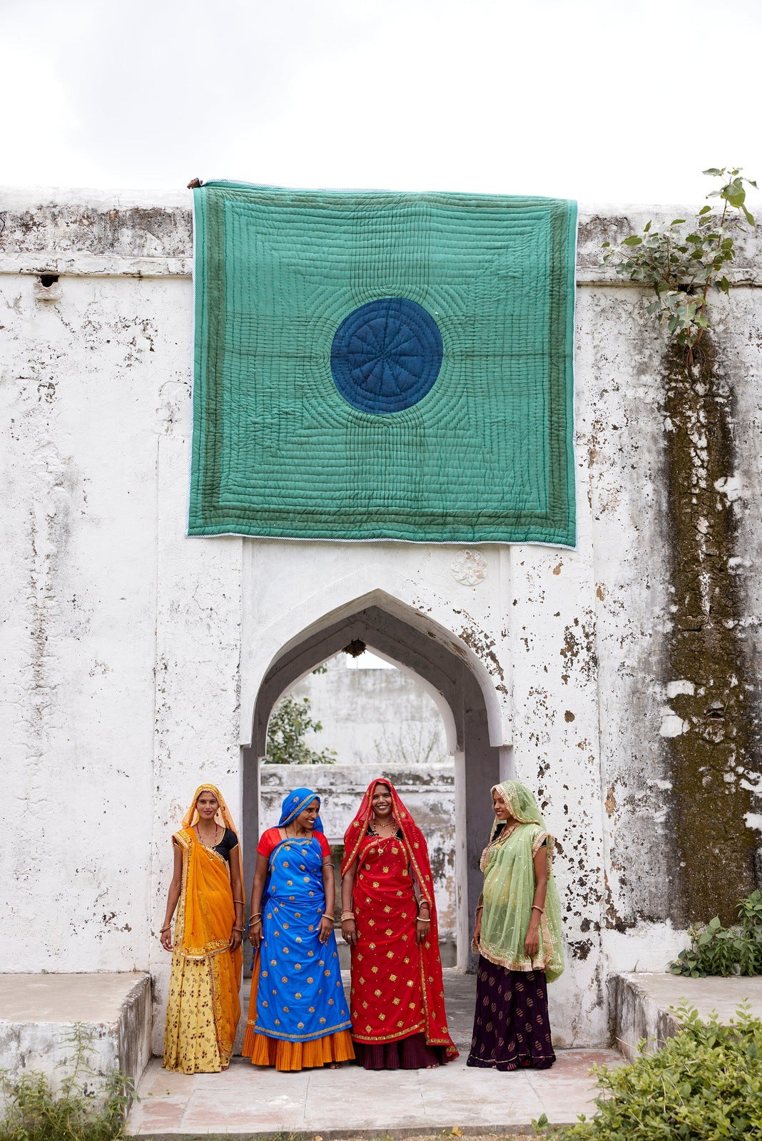 High Tide Quilt (Reversible) | Artisanal Handmade Bedding Sets - Sumiye Co