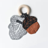 Crinkle Teether - Acorn - Sumiye Co