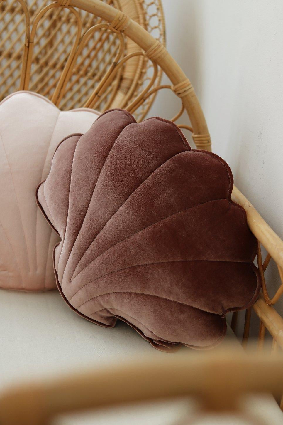 Shell Pillow Velvet “Cosmic Pearl” | Kids Room & Nursery Decor