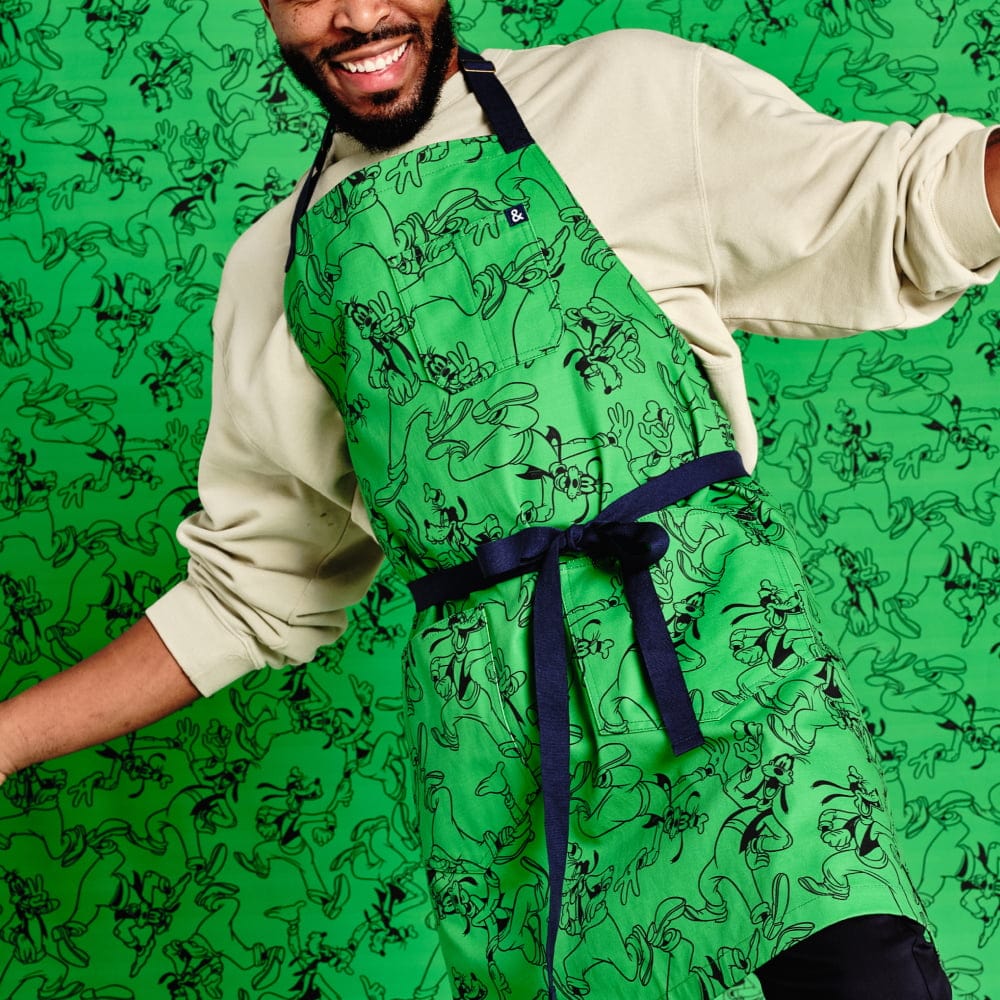 Disney's Goofy Essential Apron - Sumiye Co