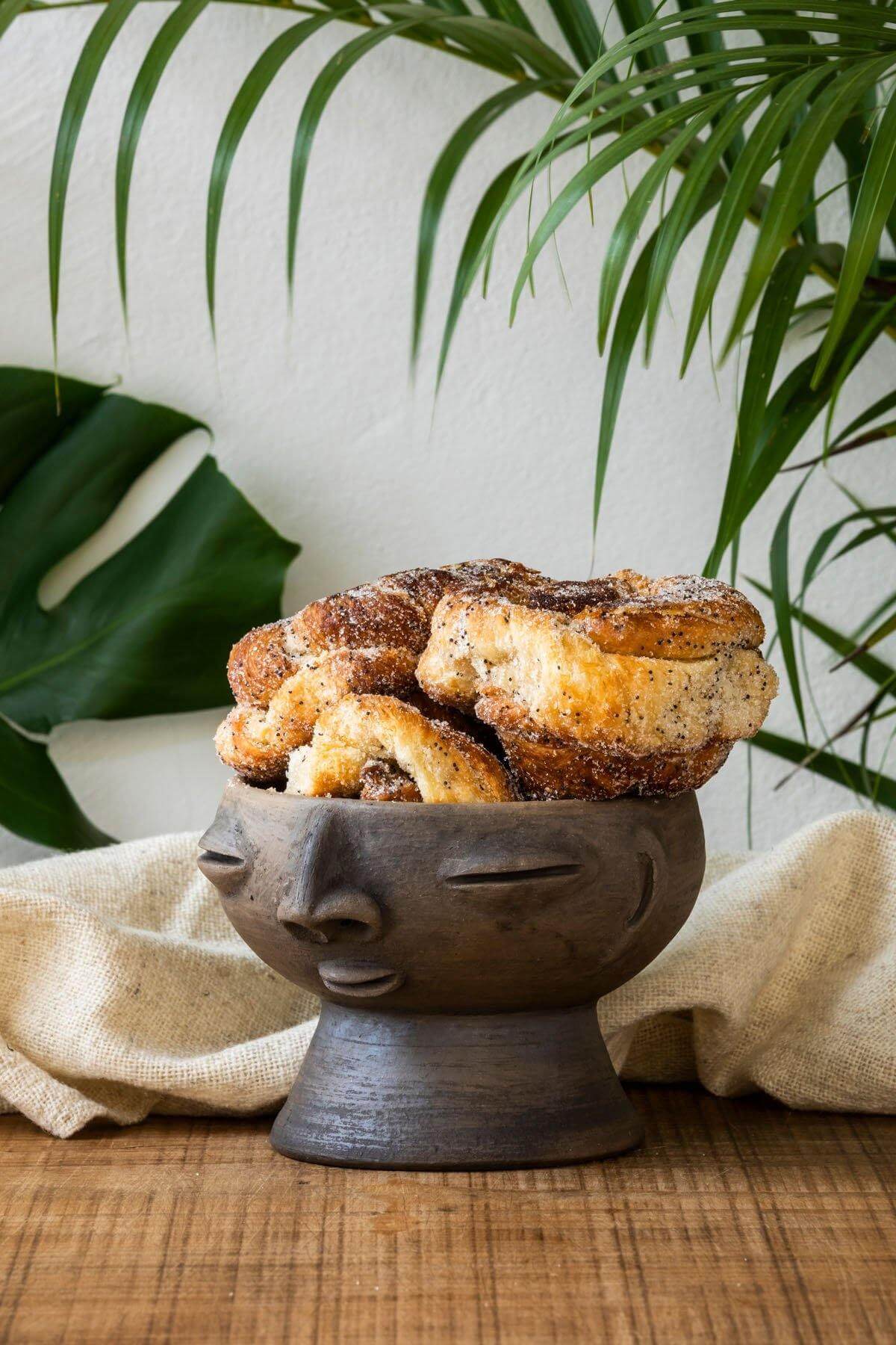 Faced Elevated Ceramic Bowl