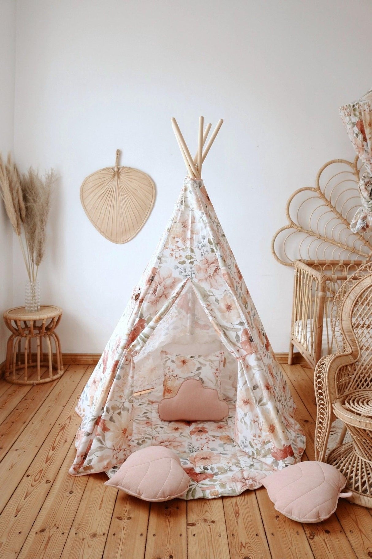 Teepee Tent “Flower Power” + Round Mat Set - Sumiye Co