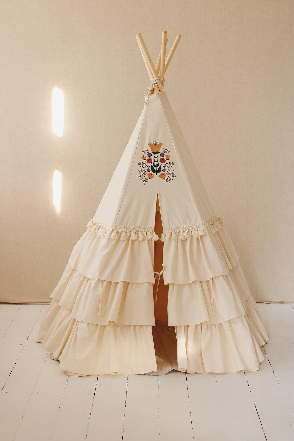 Teepee Tent "Folk" with Frills and "Marsala" Shell Mat Set - Sumiye Co