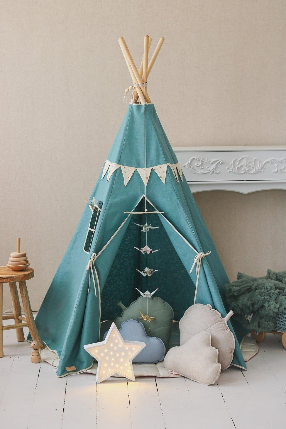 Teepee Tent “Gold Stars” + Garland & Mat Set - Sumiye Co