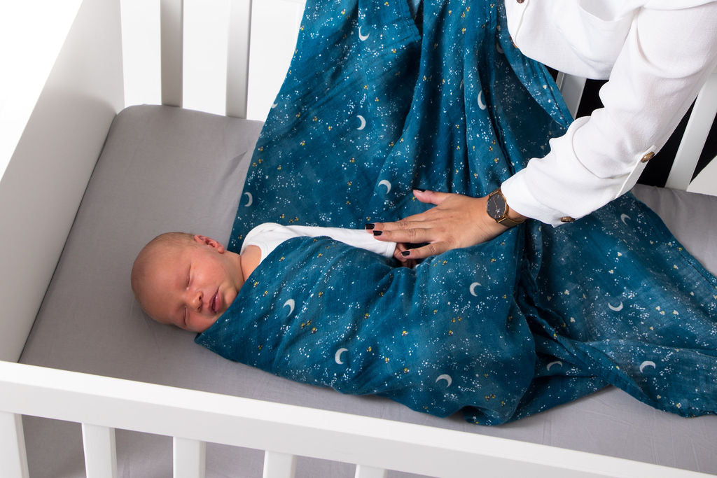 Organic Swaddle Set - Fly Me To The Moon (Starry Night & Hot Air Balloon)-3