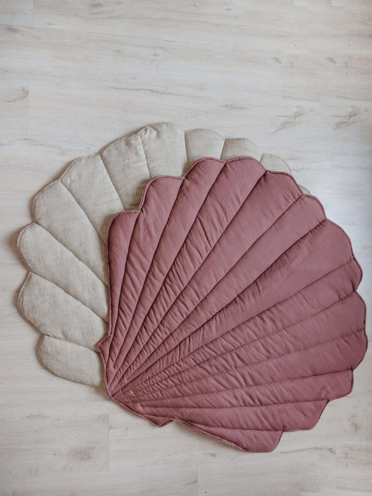 Linen “Marsala” Shell Mat by Moi Mili - Sumiye Co