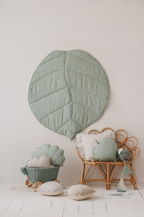 Linen “Mint” Leaf Mat by Moi Mili - Sumiye Co