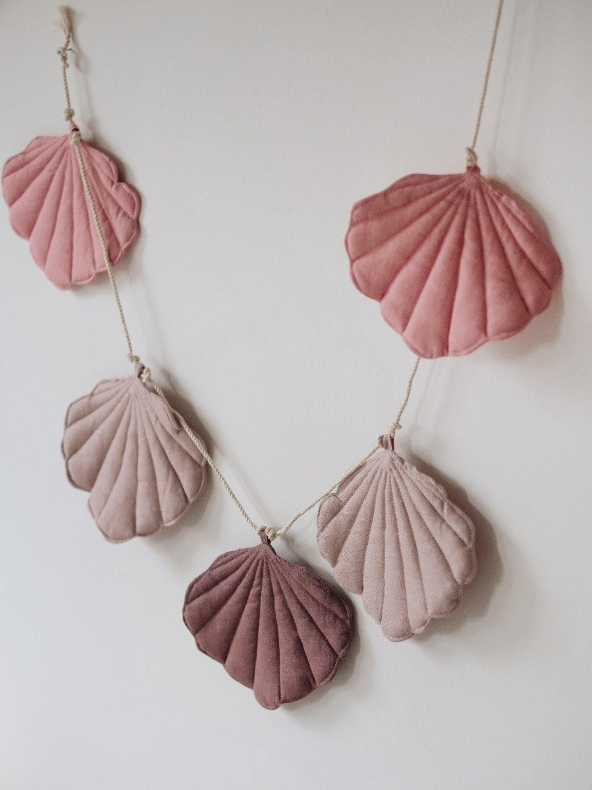 Shells Garland Linen “Powder Pink” | Nursery & Kids Room Decor - Sumiye Co