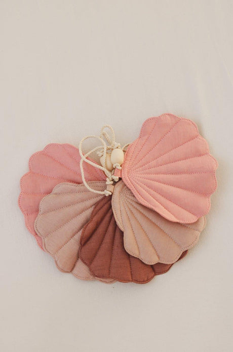 Shells Garland Linen “Powder Pink” | Nursery & Kids Room Decor - Sumiye Co