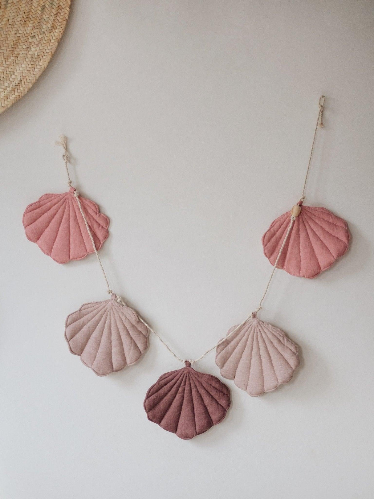 Shells Garland Linen “Powder Pink” | Nursery & Kids Room Decor - Sumiye Co