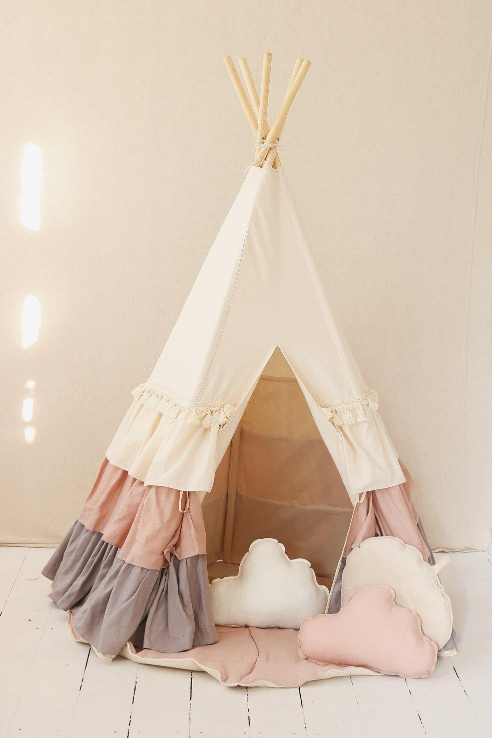 Teepee Tent “Powder Frills” with Frills - Sumiye Co