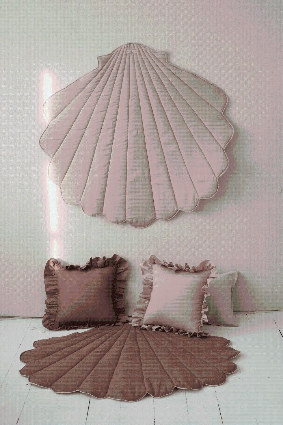 Teepee Tent “Powder Frills” + "Powder Pink" Shell Mat Set - Sumiye Co