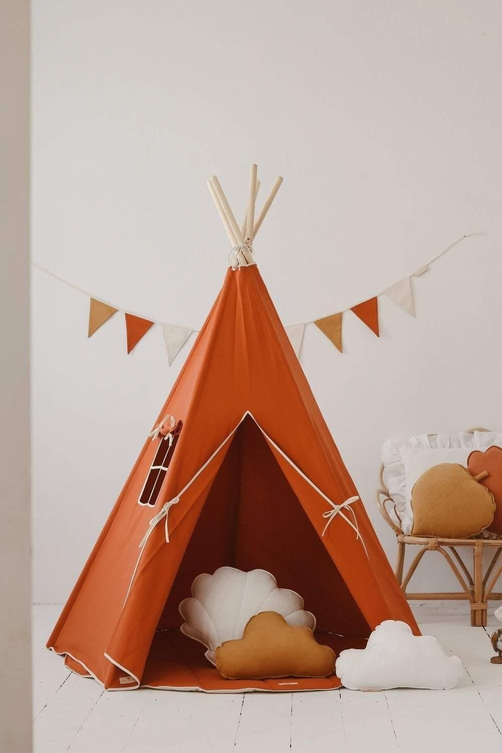 Teepee Tent “Red Fox” + Round Mat Set - Sumiye Co