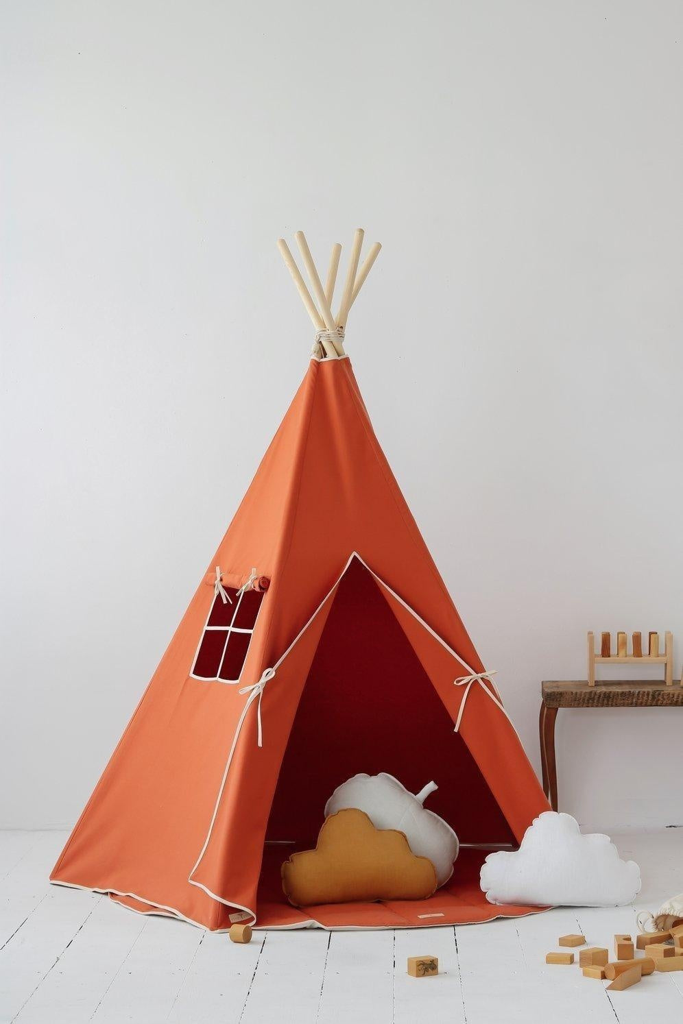 Teepee Tent “Red Fox” + Round Mat Set - Sumiye Co