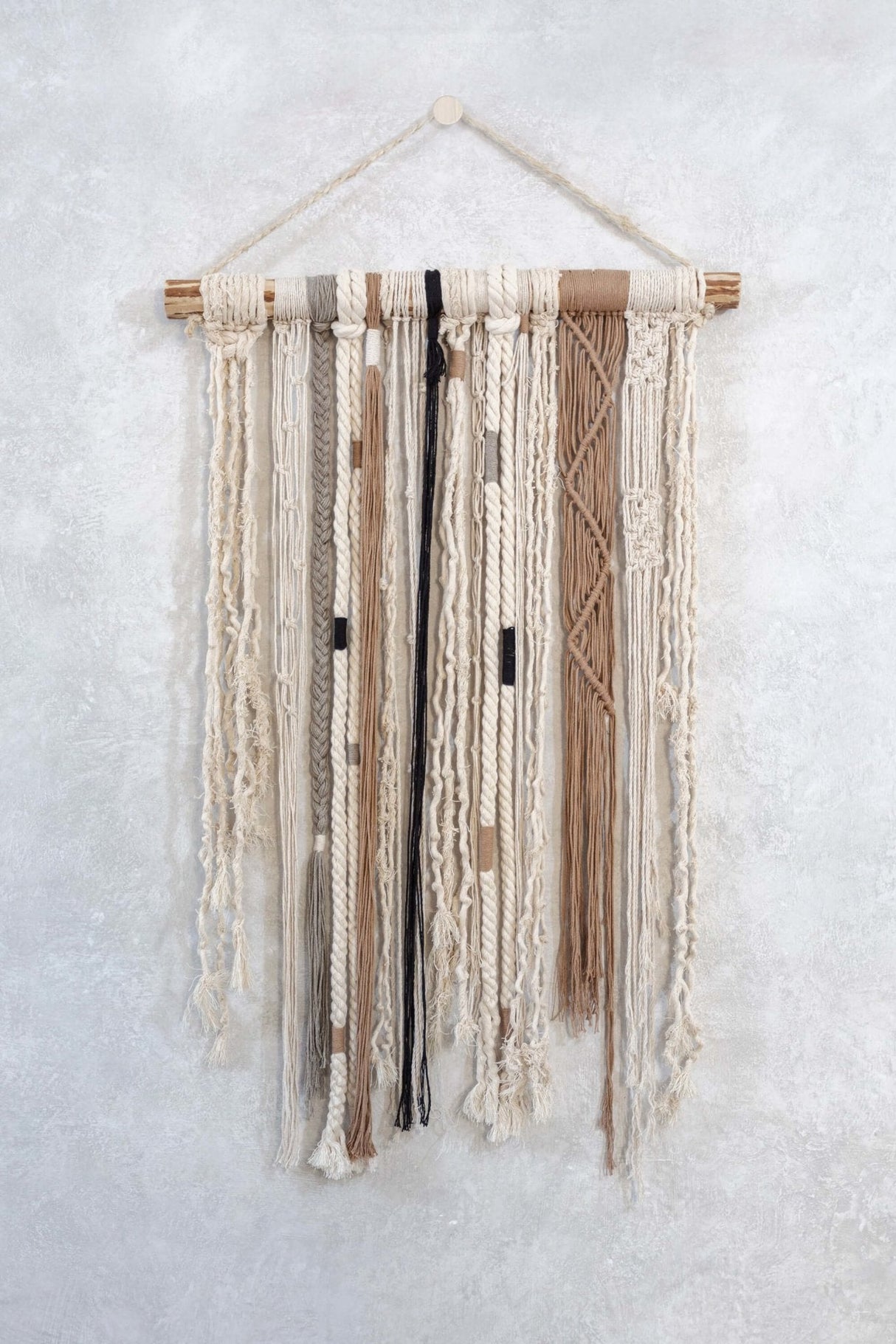 Rugged Macrame Wall Hanging - Sumiye Co