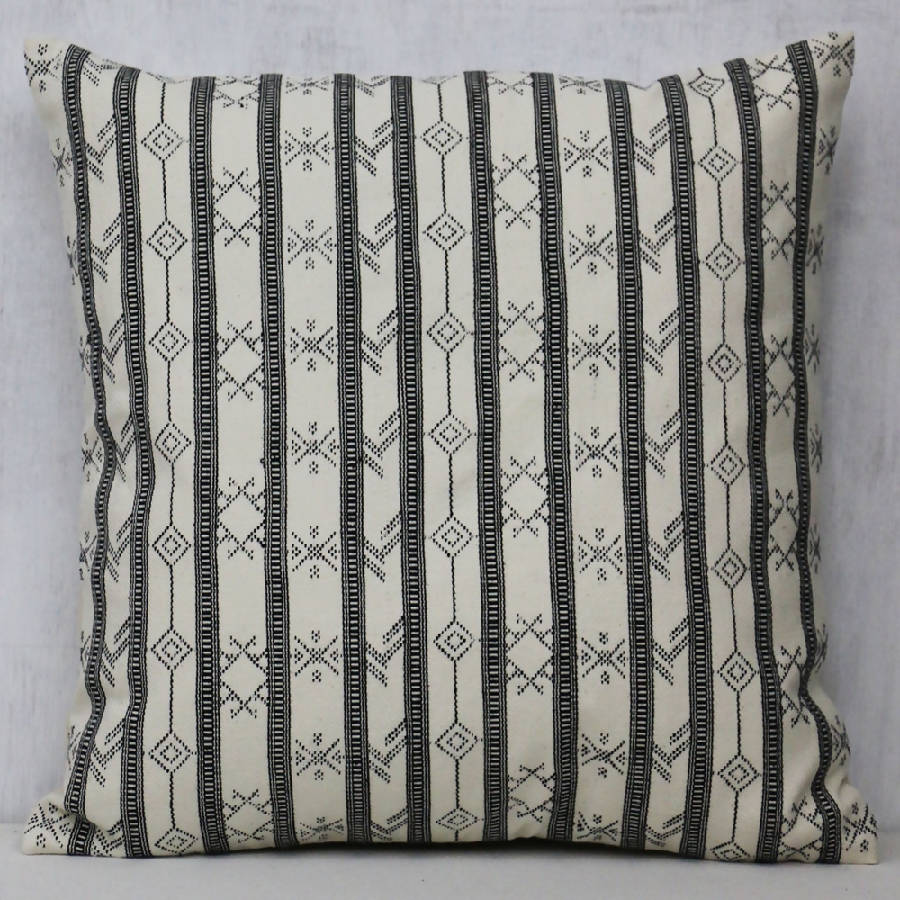 Nimmit Aztec Print Throw Pillow Cover 20" x 20" | India - Sumiye Co