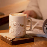 Honey Bee Mug with Lid-3